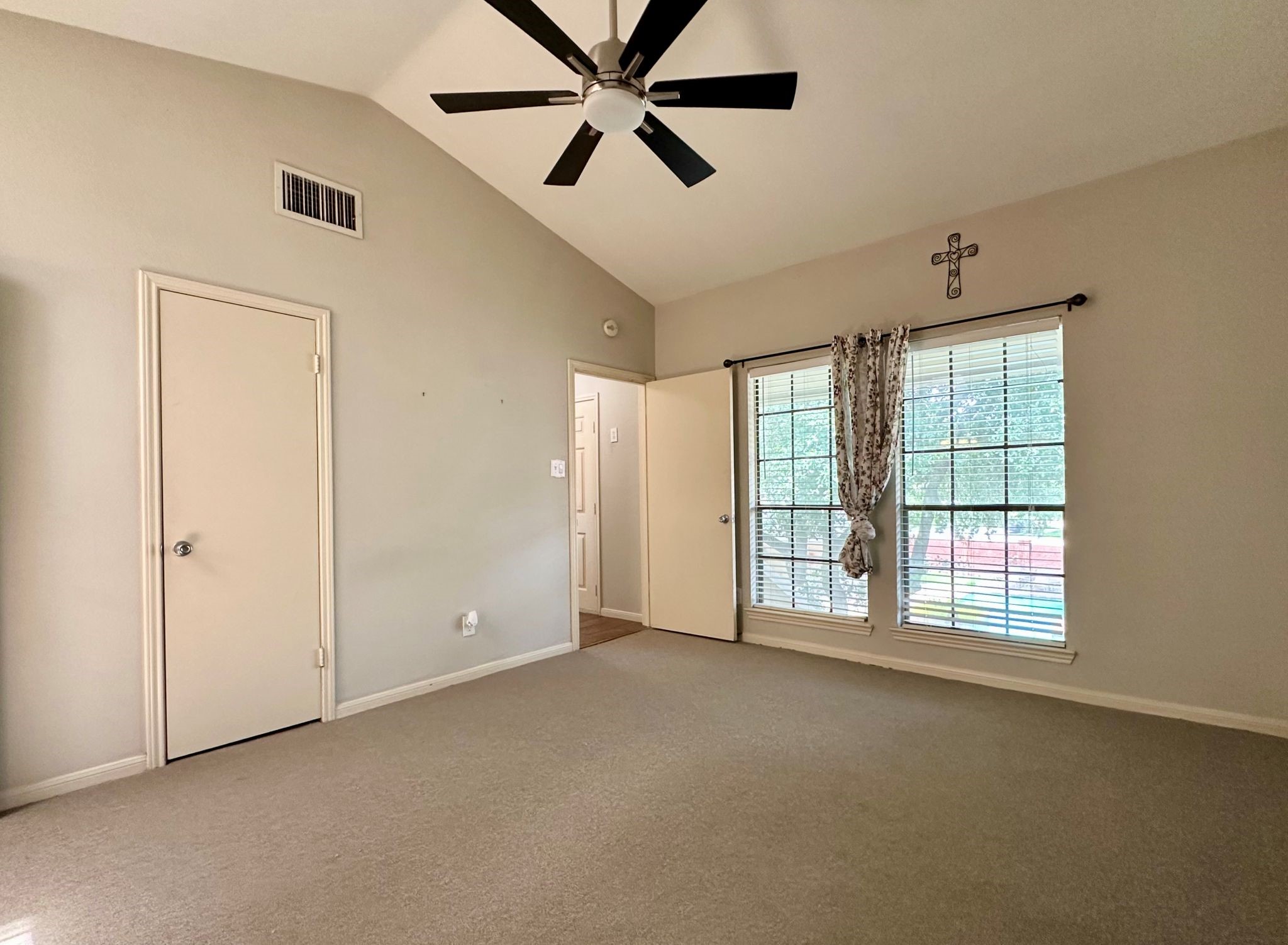 2211 South Kirkwood Road, Unit 35 Houston, TX 77077 - Photo 11 of 12