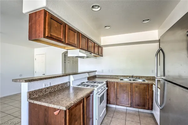 $895 | 3131 North Walnut Road, Unit C, Las Vegas, NV 89115