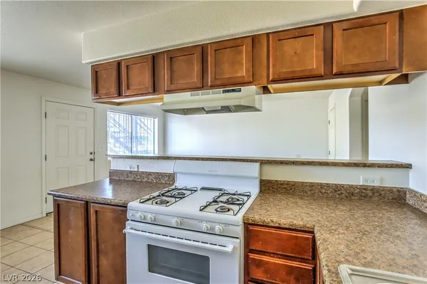 $895 | 3131 North Walnut Road, Unit C, Las Vegas, NV 89115