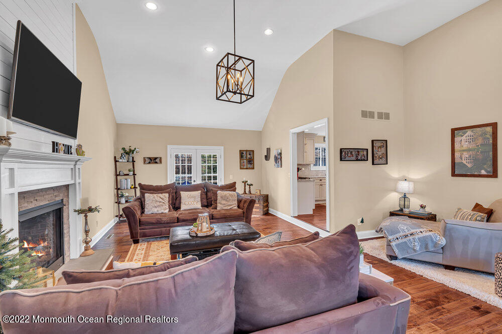 10 White Oak Ridge Road Lincroft, NJ 07738 - Photo 23 of 56 020_dsc06826-1