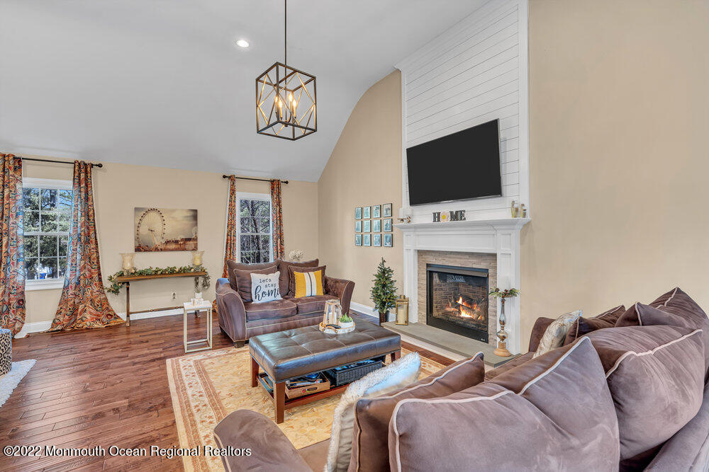 10 White Oak Ridge Road Lincroft, NJ 07738 - Photo 25 of 56 022_dsc06836-1