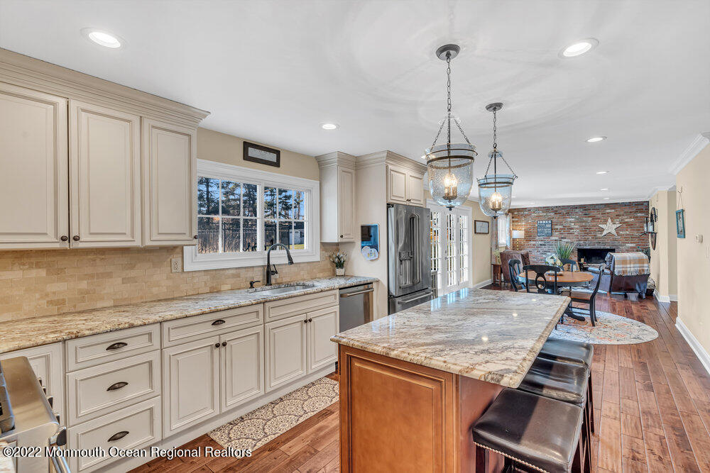 10 White Oak Ridge Road Lincroft, NJ 07738 - Photo 8 of 56 025_dsc06851