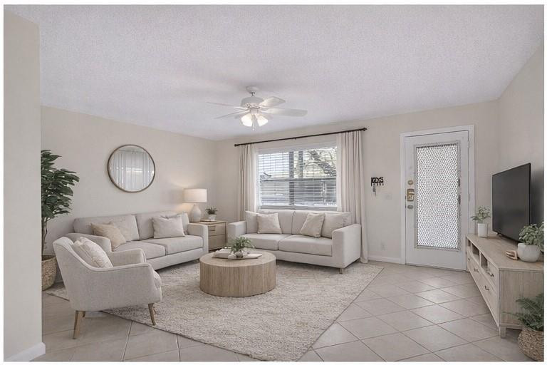608 Normandy Lane, Unit M Delray Beach, FL 33484 - Photo 4 of 19 virtually staged