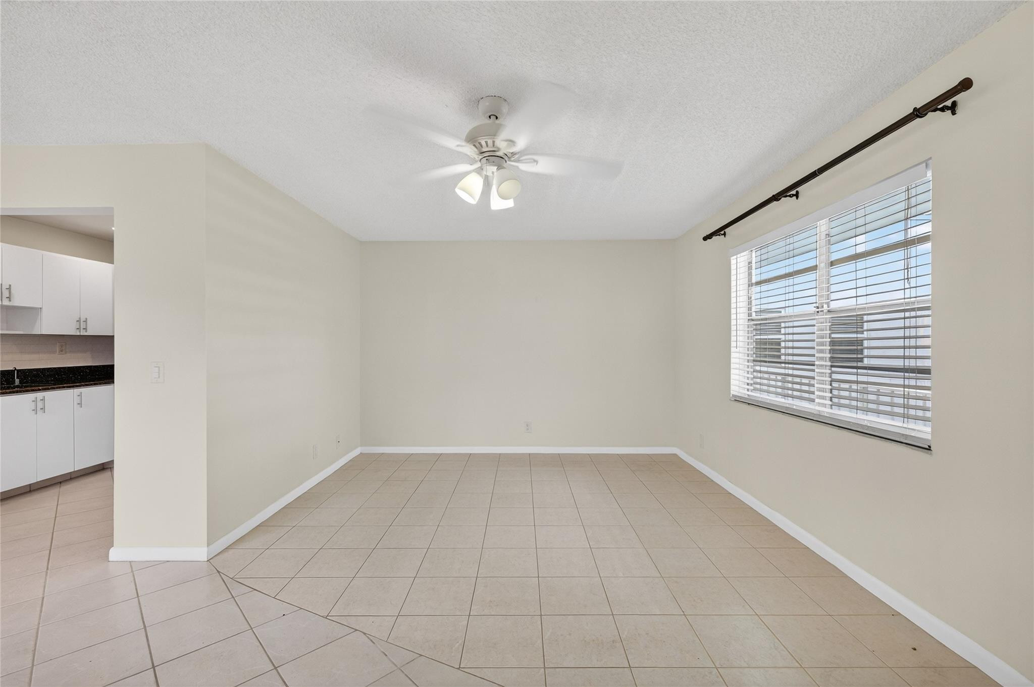 608 Normandy Lane, Unit M Delray Beach, FL 33484 - Photo 6 of 19 Photo 4