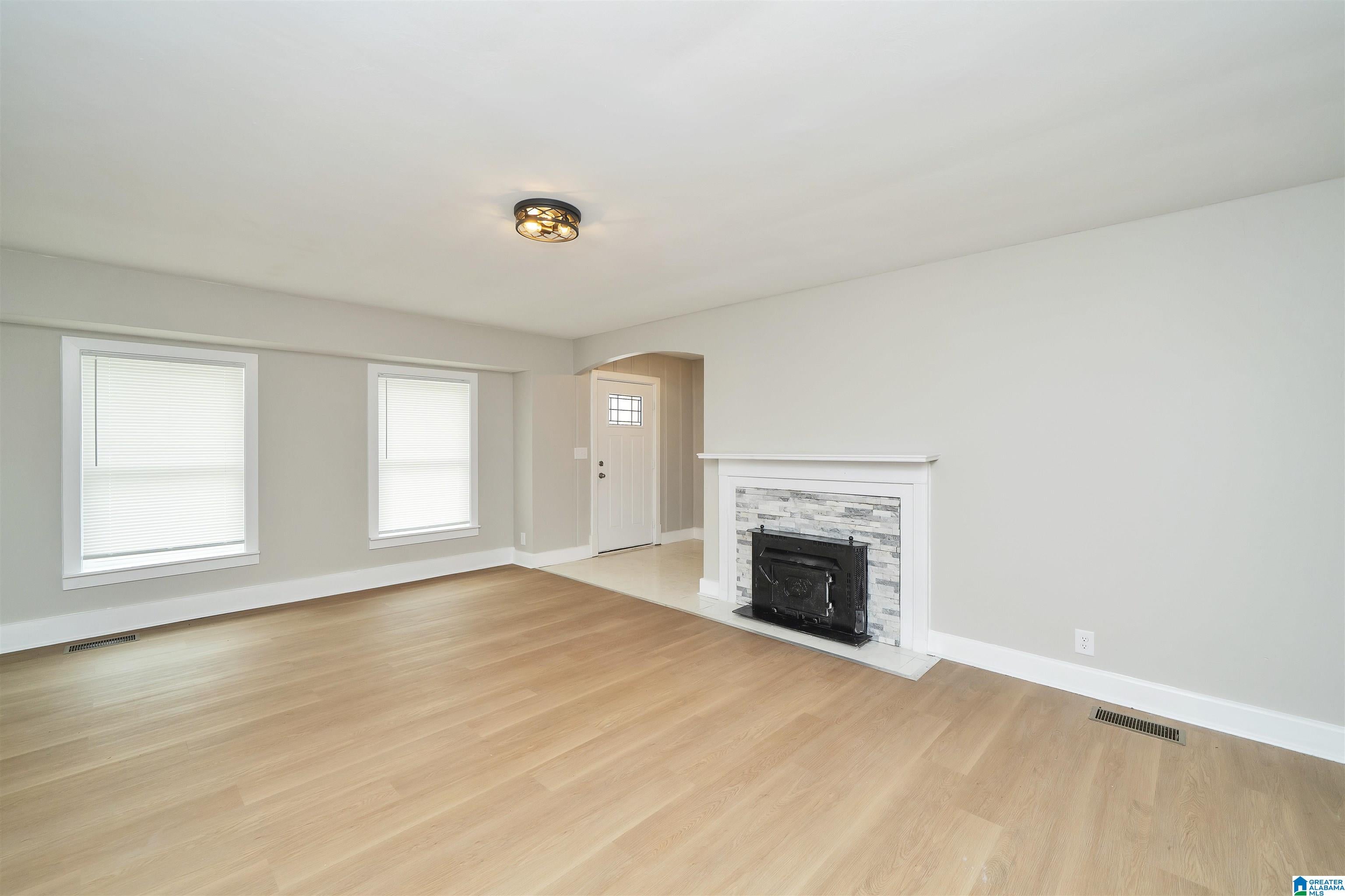 1415 Beech Street Southeast Decatur, AL 35601 - Photo 11 of 30 Gallery Image 11