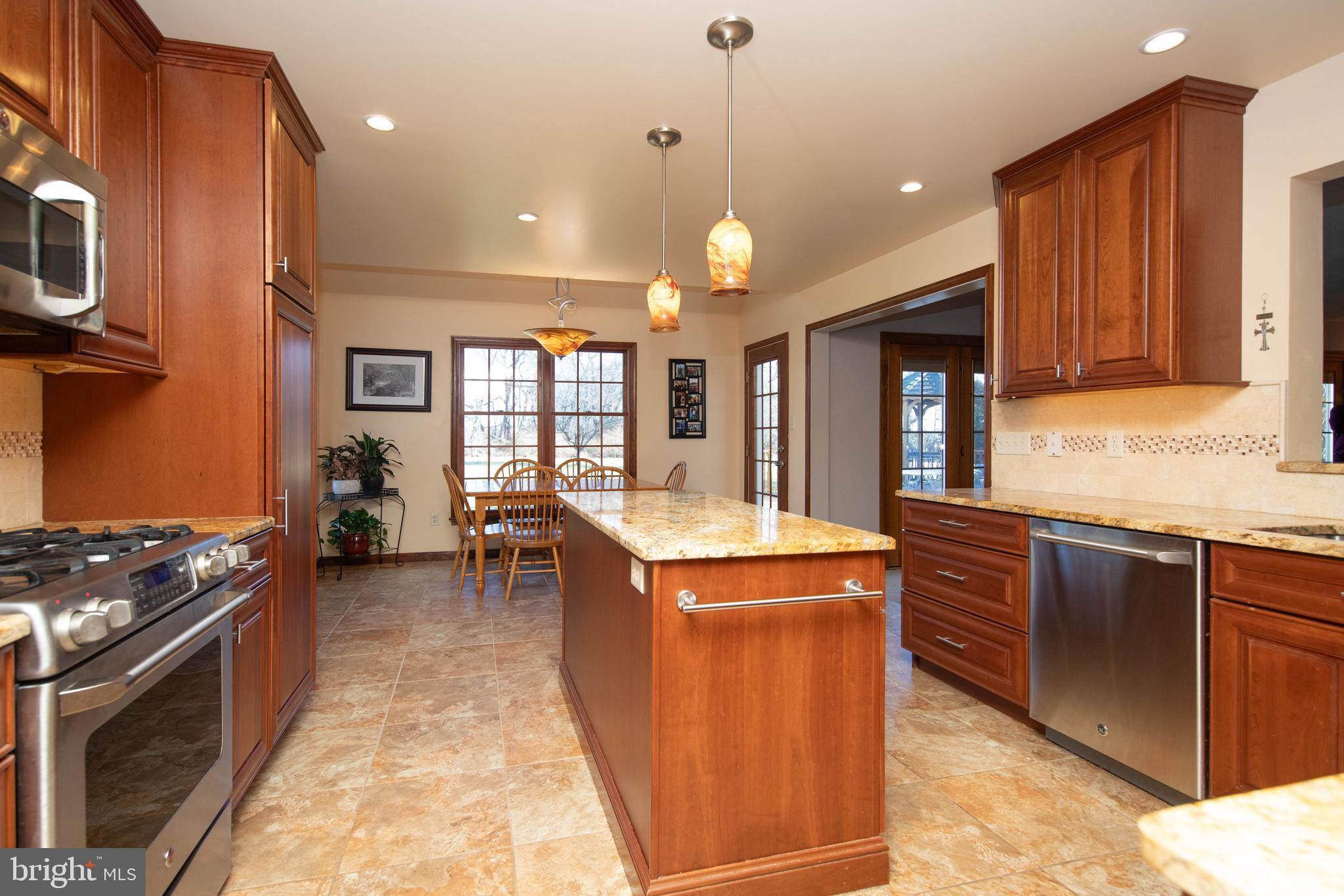 161 Ridgeview Drive Pottstown, PA 19465 - Photo 19 of 62 Kitchen