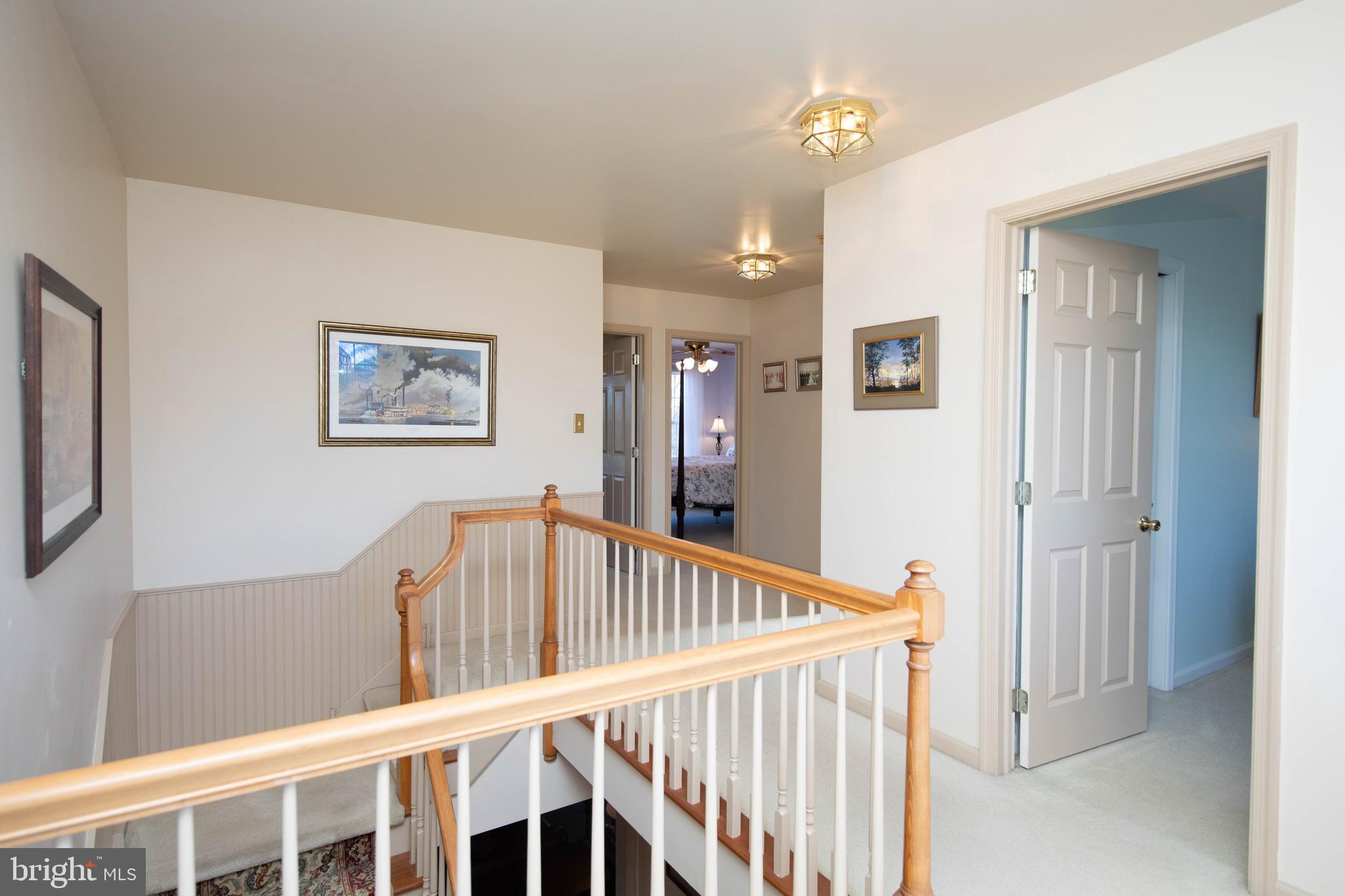 161 Ridgeview Drive Pottstown, PA 19465 - Photo 35 of 62 Open landing to first floor