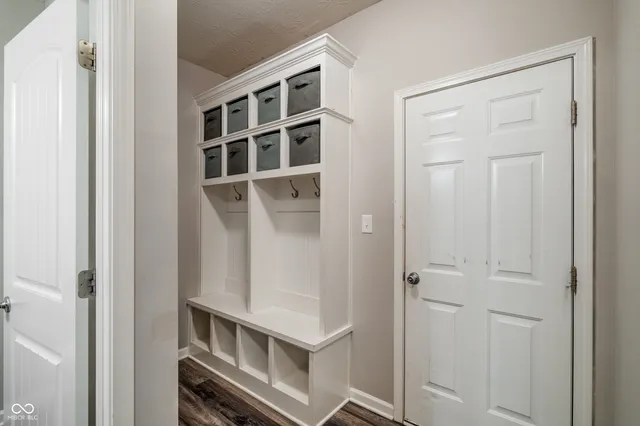 $299,900 | 1006 Belvedere Drive, Shelbyville, IN 46176