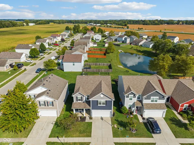 $299,900 | 1006 Belvedere Drive, Shelbyville, IN 46176