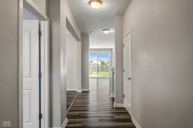 $299,900 | 1006 Belvedere Drive, Shelbyville, IN 46176