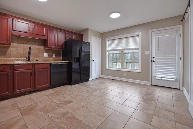 $1,550 | 604 Deer Ridge Drive, Clarksville, TN 37042