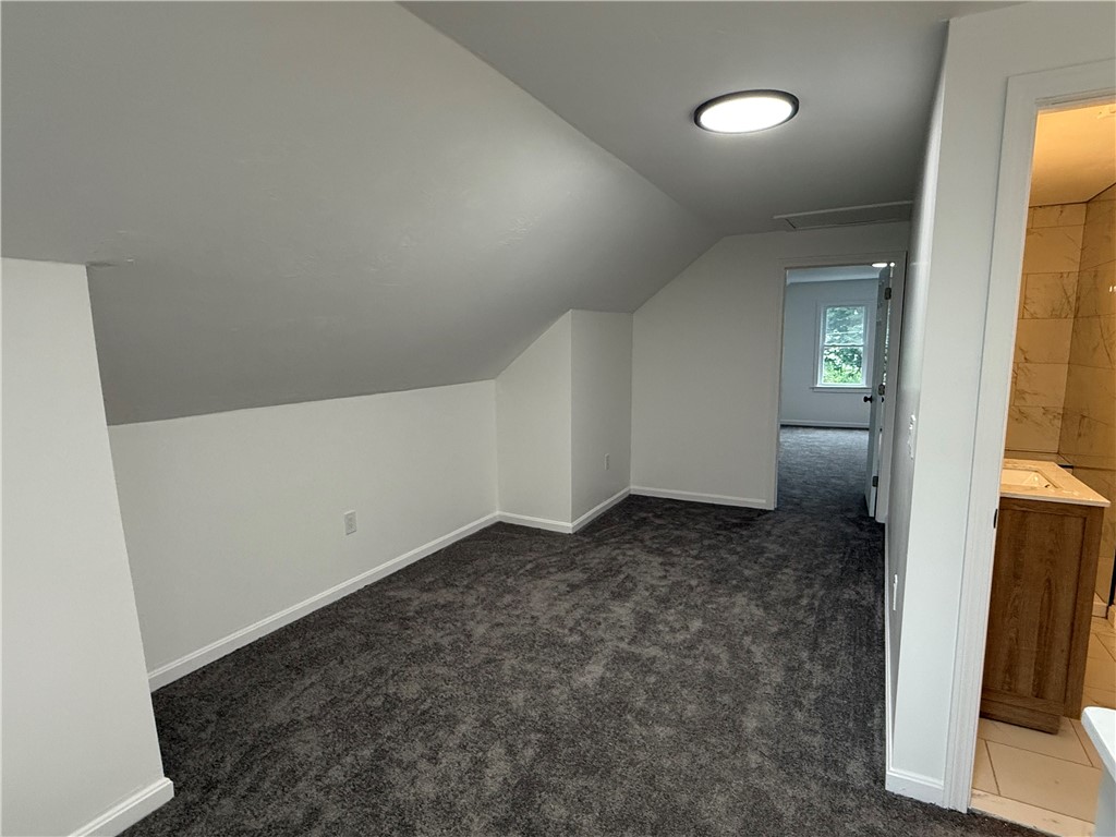 17 Middleton Street Providence, RI 02909 - Photo 14 of 21