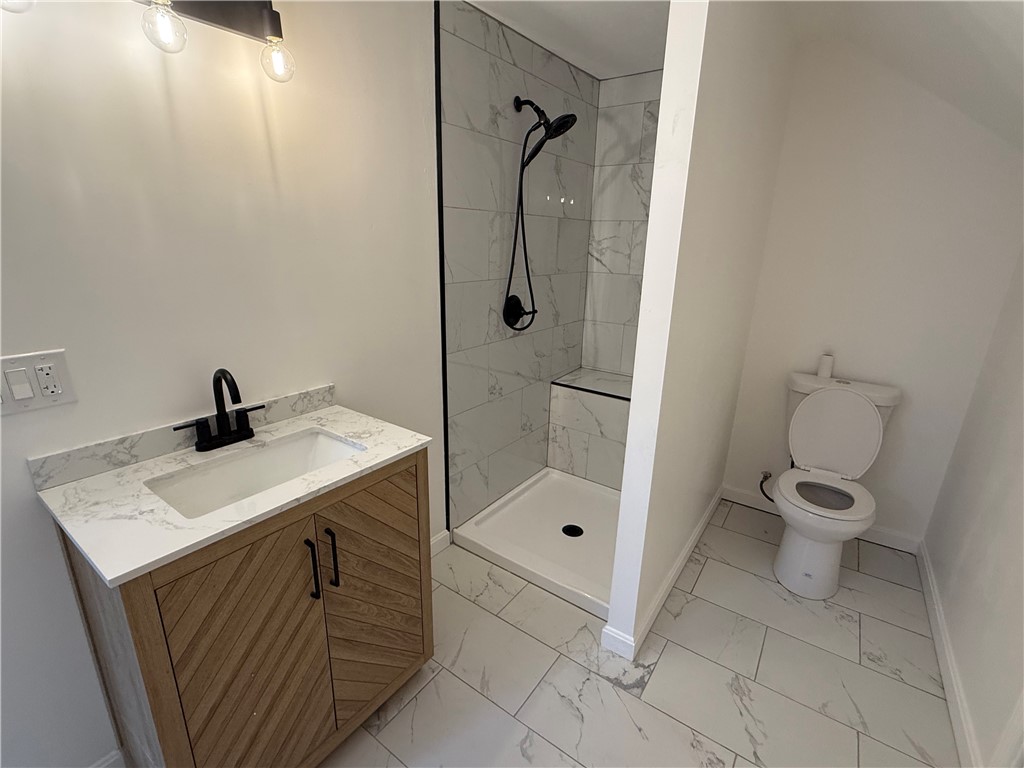 17 Middleton Street Providence, RI 02909 - Photo 15 of 21