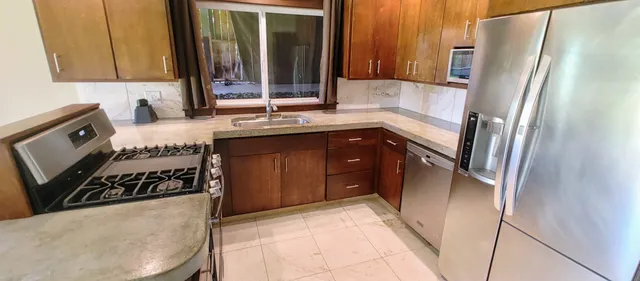 $1,585,000 | 68-1878 East Kaupapa Place, Waikoloa, HI 96738