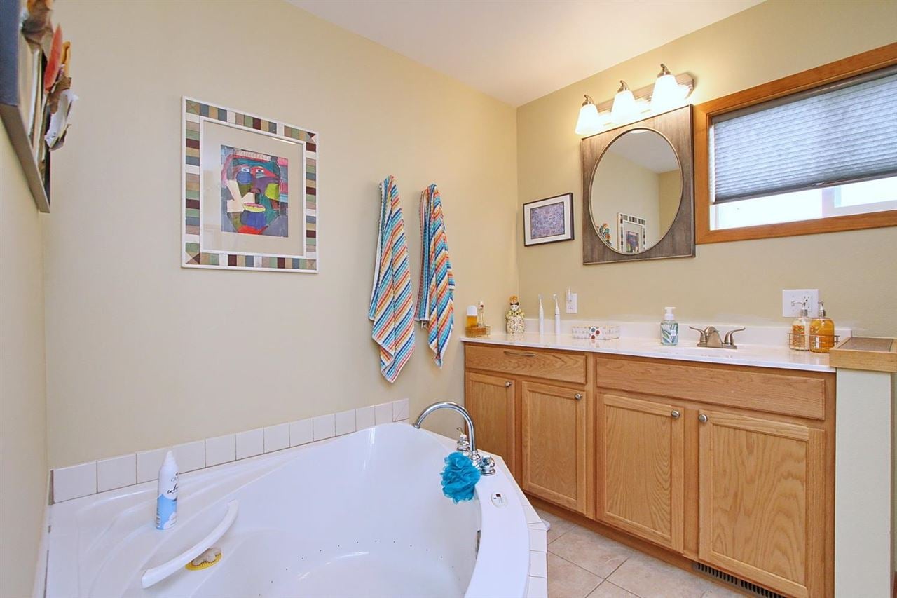 3114 116 Circle Drive Riverside, IA 52327 - Photo 19 of 50 Gallery Image 19