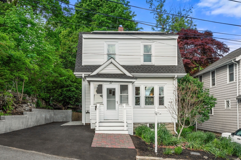 27 Governor Road Arlington, MA 02474 - Photo 1 of 19 Gallery Image 1