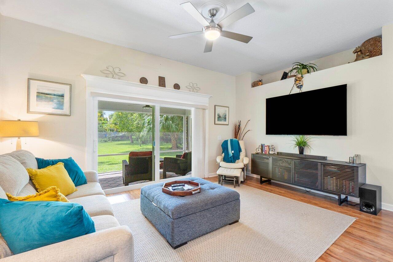 9764 154th Road North Jupiter, FL 33478 - Photo 17 of 37 017-9764154thRoadNorth-Jupiter-FL-33478-