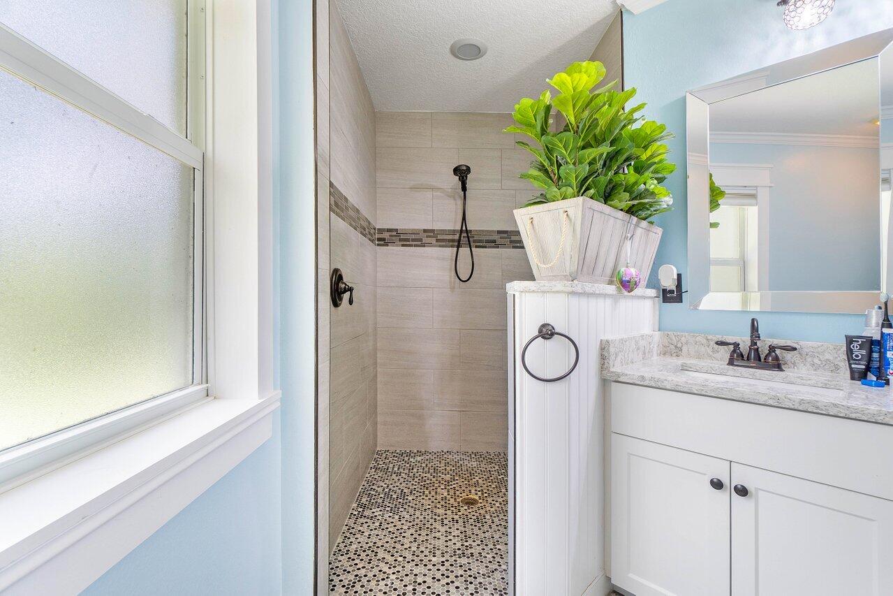 9764 154th Road North Jupiter, FL 33478 - Photo 22 of 37 027-9764154thRoadNorth-Jupiter-FL-33478-