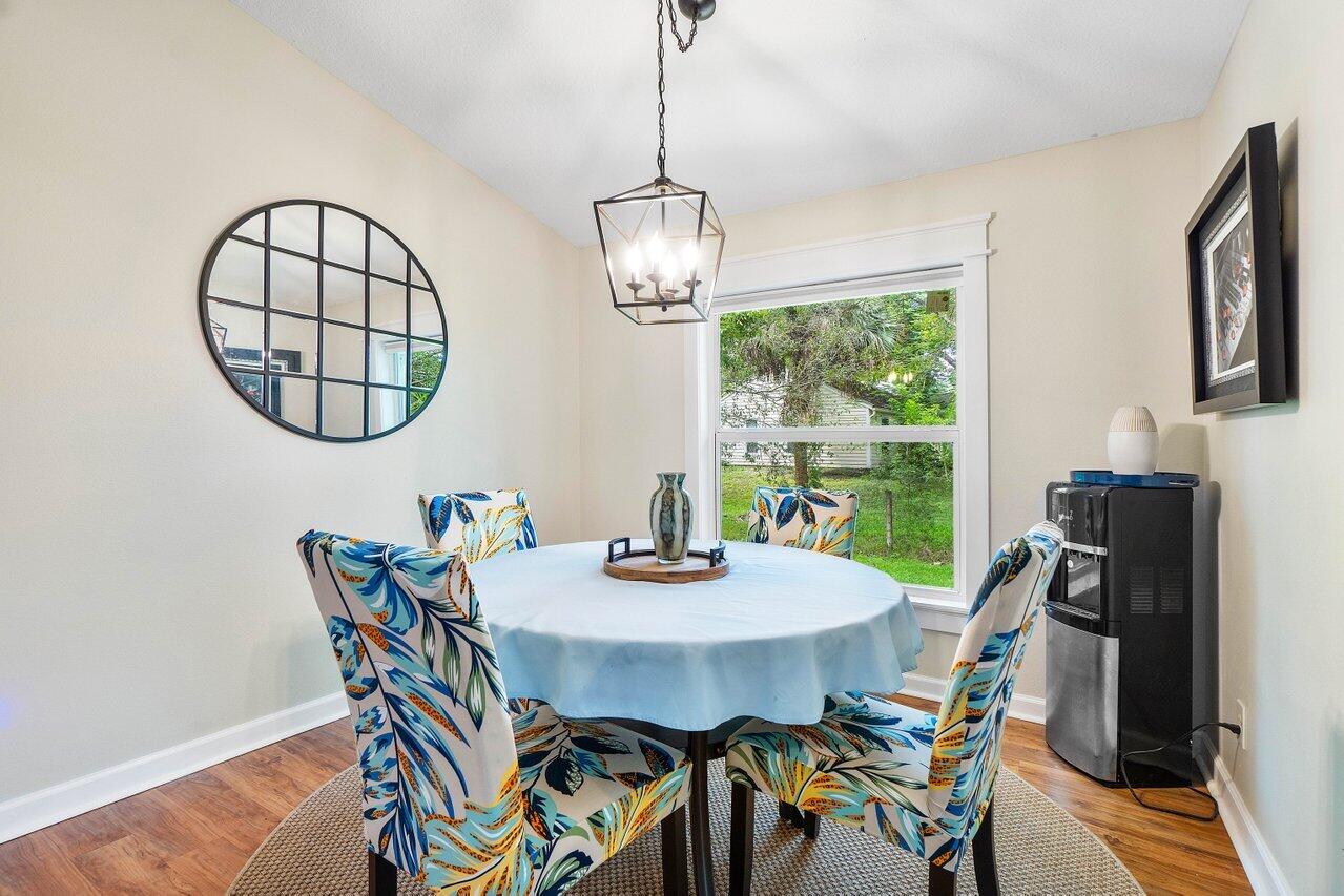 9764 154th Road North Jupiter, FL 33478 - Photo 9 of 37 010-9764154thRoadNorth-Jupiter-FL-33478-