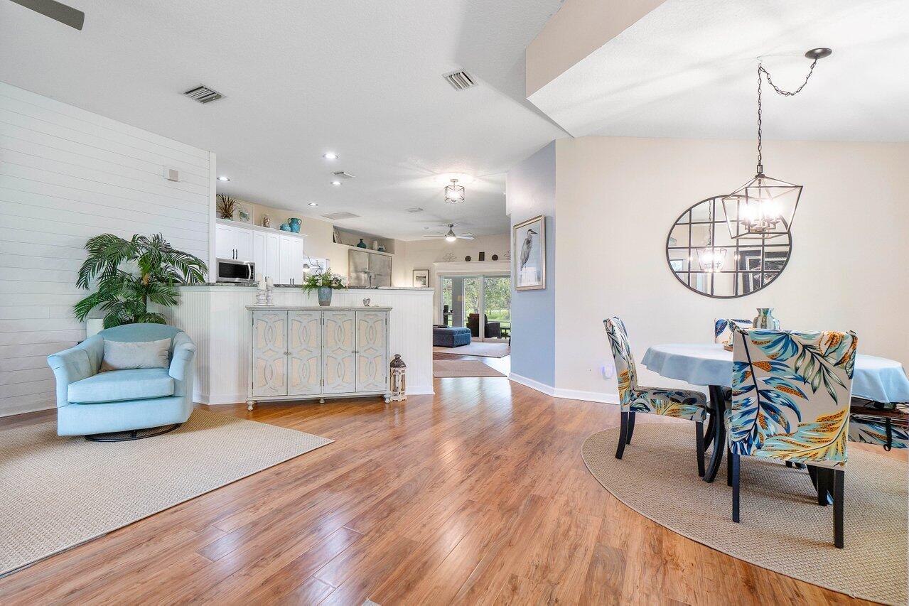 9764 154th Road North Jupiter, FL 33478 - Photo 10 of 37 011-9764154thRoadNorth-Jupiter-FL-33478-