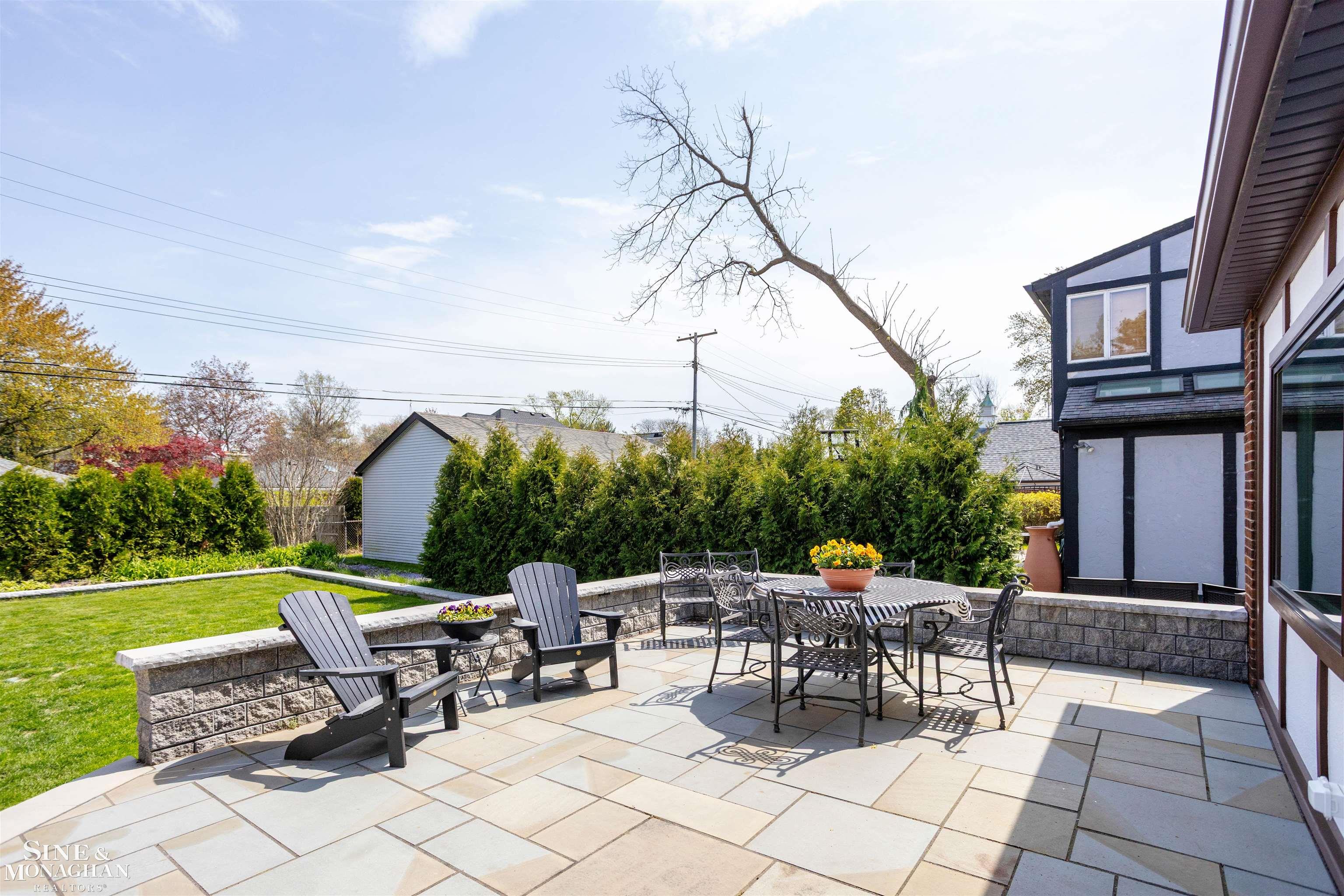 188 Kerby Road Grosse Pointe, MI 48236 - Photo 47 of 63 50173272-81c0b74d-ea37-422a-8dce-6467e4619271.JPG
