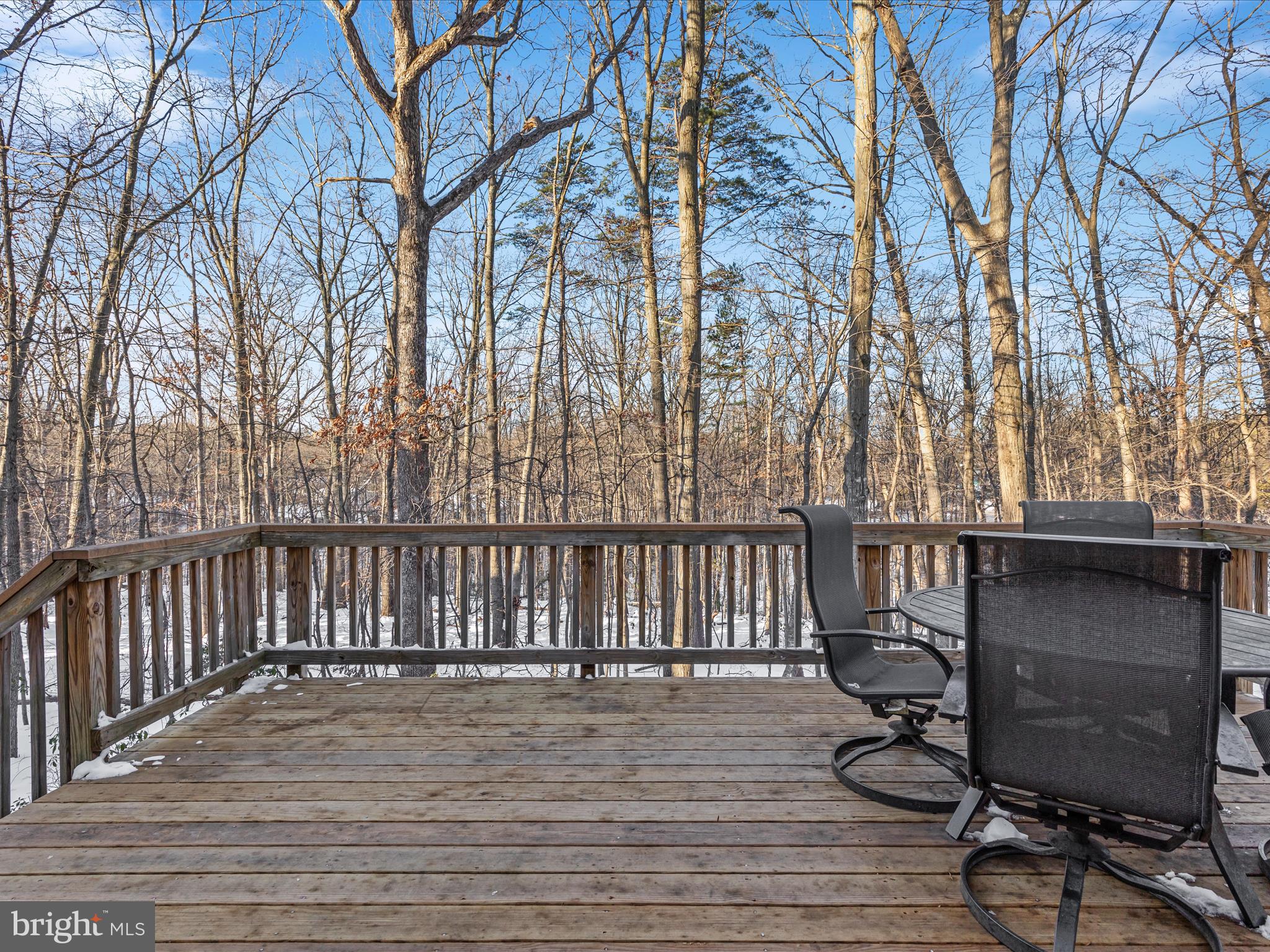 10821 Cross School Road Reston, VA 20191 - Photo 38 of 50 a view of a balcony with chairs