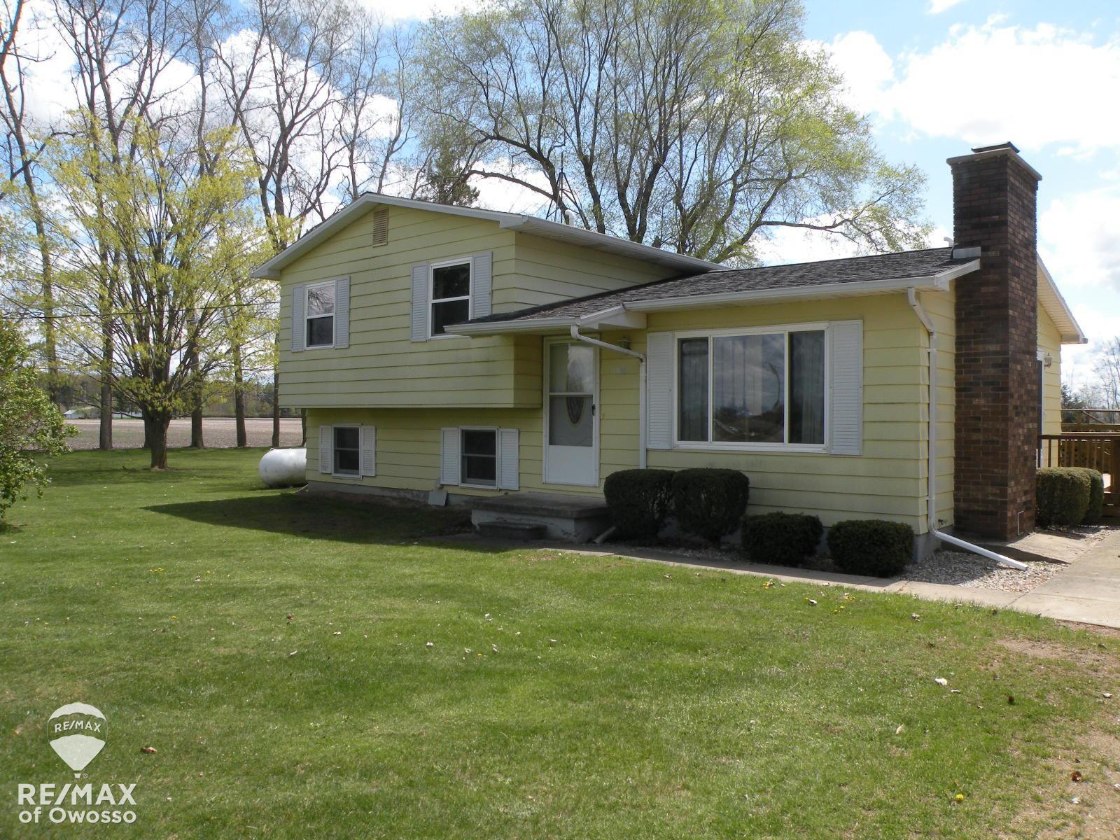 3768 Allan Road Owosso, MI 48867 - Photo 2 of 20 3768 Allan Rd