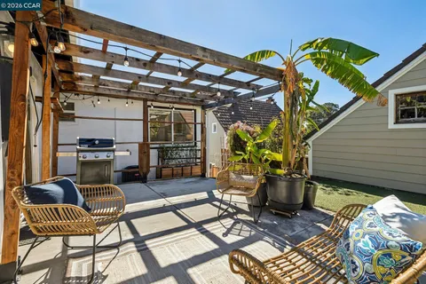 $729,000 | 4037 Rusting Avenue, Oakland, CA 94605