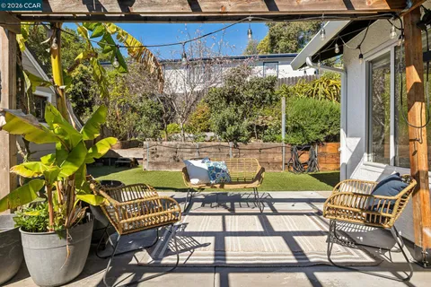 $729,000 | 4037 Rusting Avenue, Oakland, CA 94605