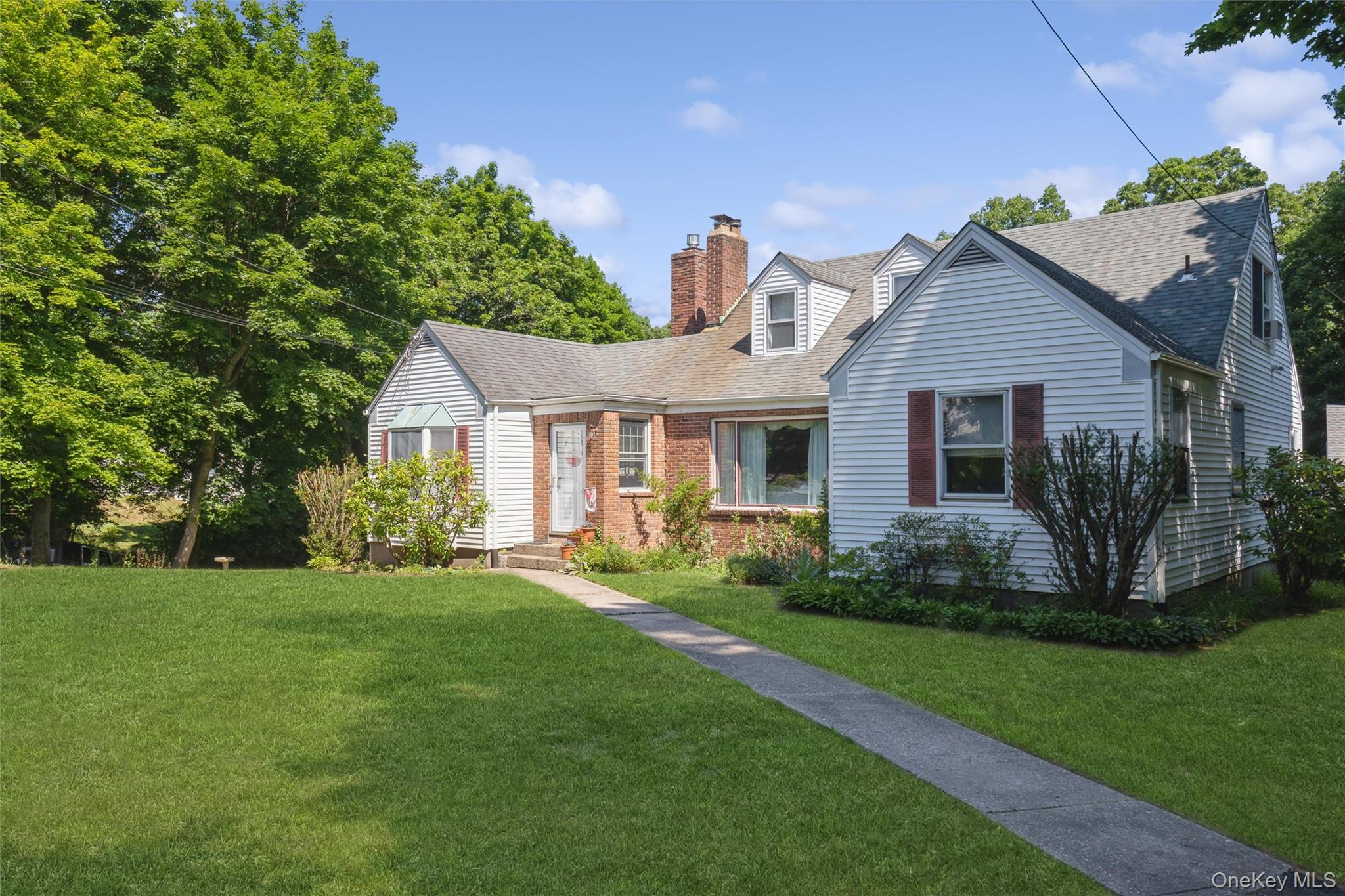 199 North Country Road Port Jefferson, NY 11777 - Photo 2 of 42