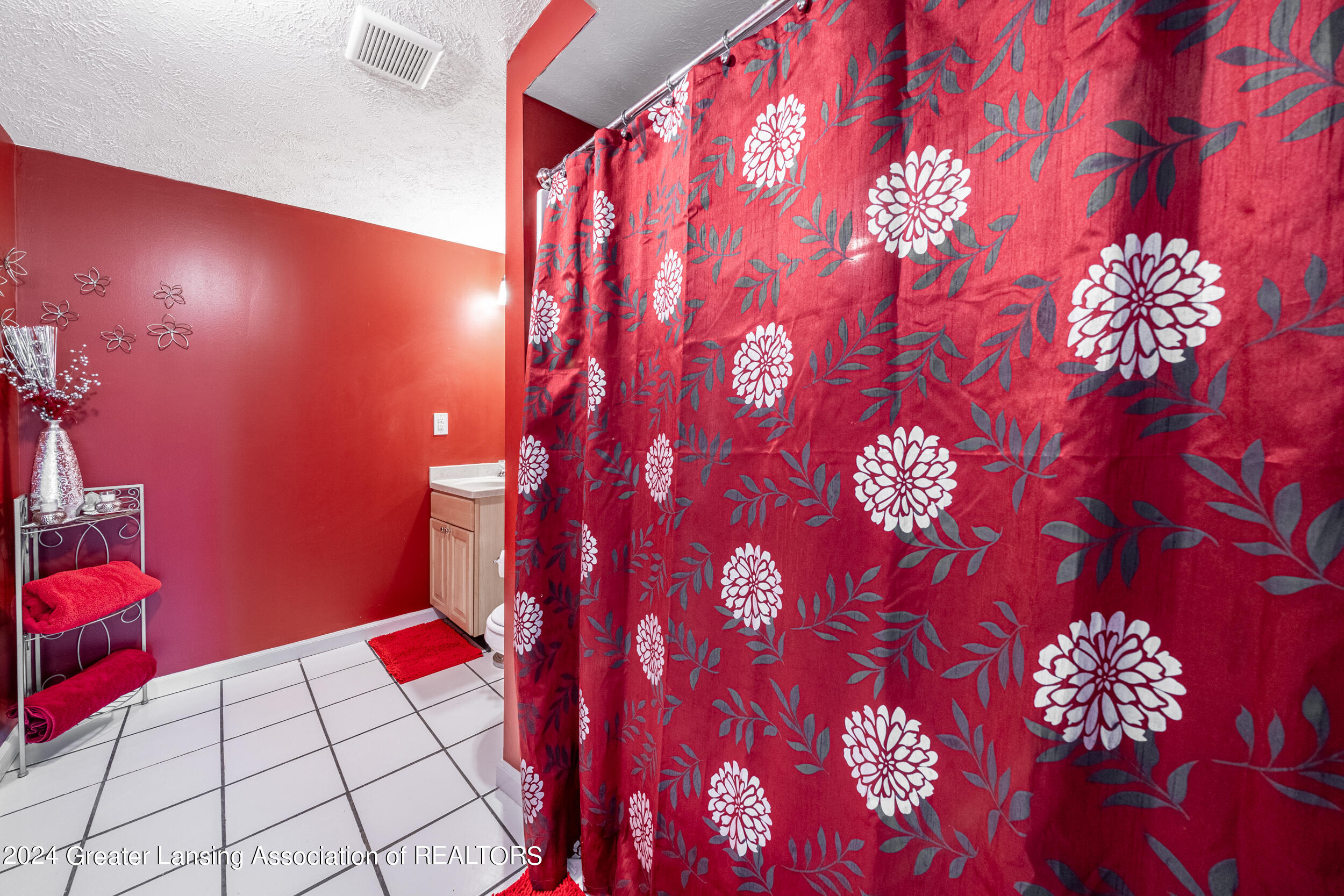 3020 Noble Road Williamston, MI 48895 - Photo 36 of 48 Basement Full Bathroom