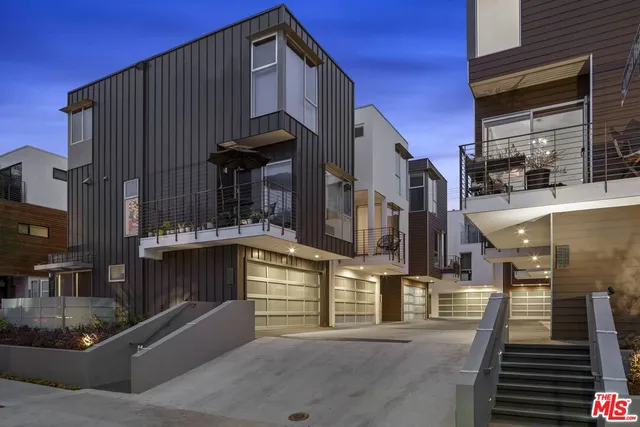 $1,450,000 | 7193 Formosa Fusion Court, Los Angeles, CA 90046