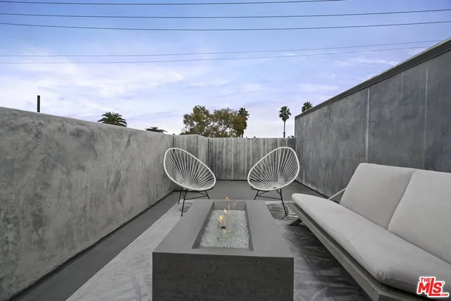 $1,450,000 | 7193 Formosa Fusion Court, Los Angeles, CA 90046