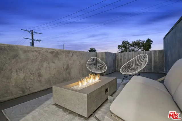 $1,450,000 | 7193 Formosa Fusion Court, Los Angeles, CA 90046