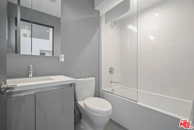 $1,450,000 | 7193 Formosa Fusion Court, Los Angeles, CA 90046