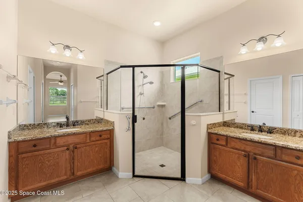 $2,400 | 3720 Alamanda Key Drive, Melbourne, FL 32901