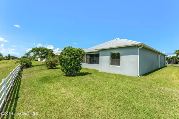 $2,400 | 3720 Alamanda Key Drive, Melbourne, FL 32901