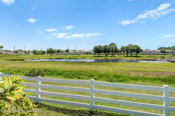 $2,400 | 3720 Alamanda Key Drive, Melbourne, FL 32901