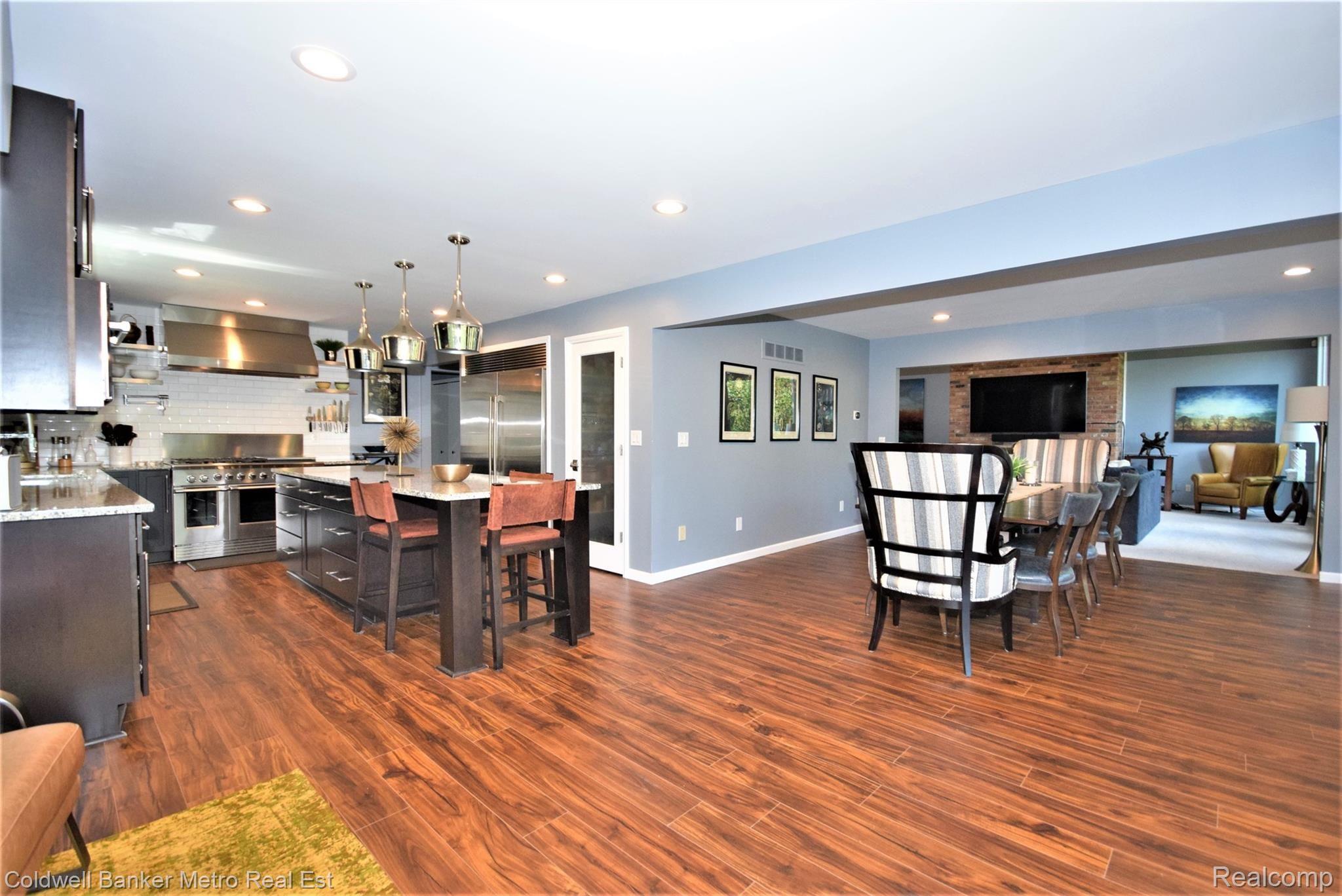 1803 Rapids Way Rochester, MI 48309 - Photo 24 of 63 Kitchen/Dining