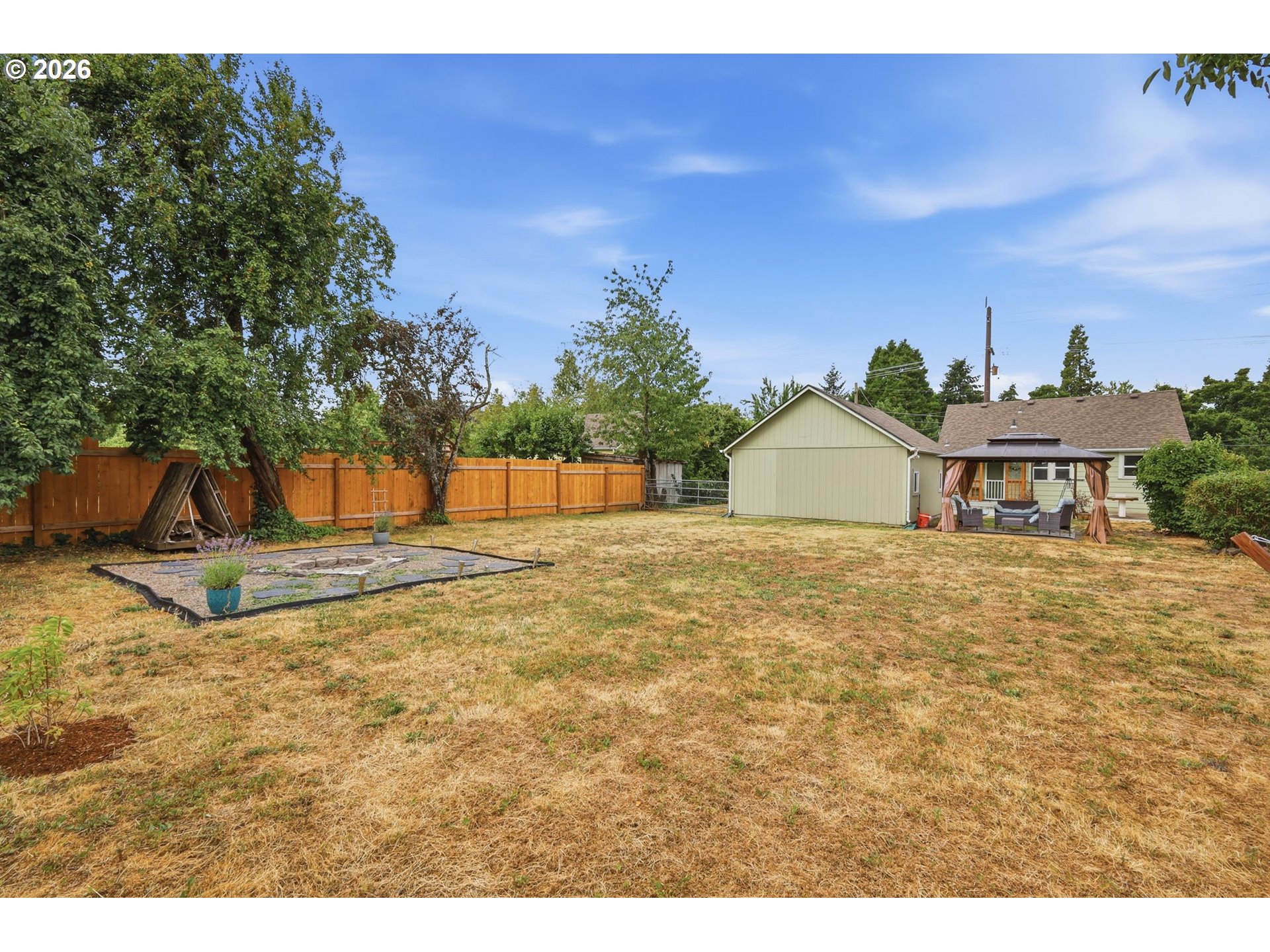 1427 Mill Street Springfield, OR 97477 - Photo 40 of 46