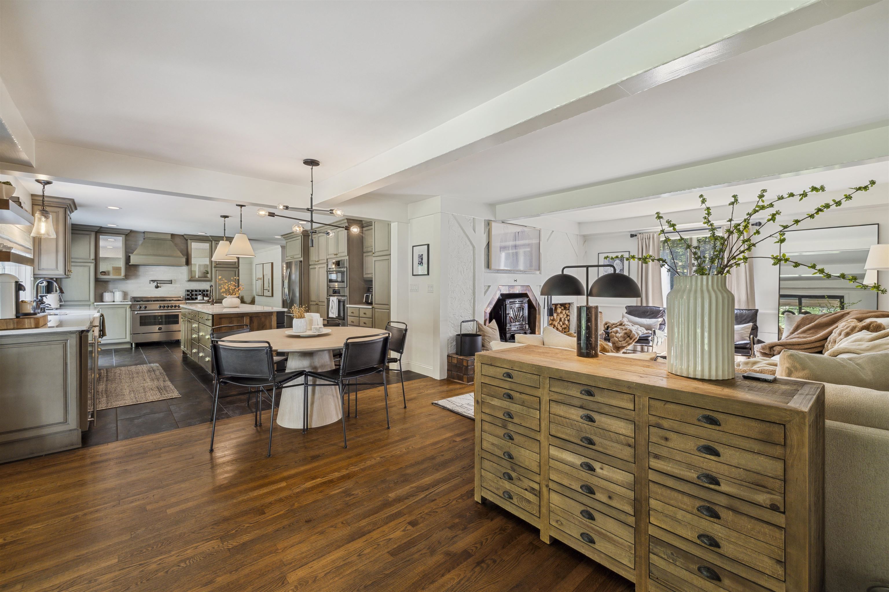 27 Nathan Lord Road Amherst, NH 03031 - Photo 12 of 53