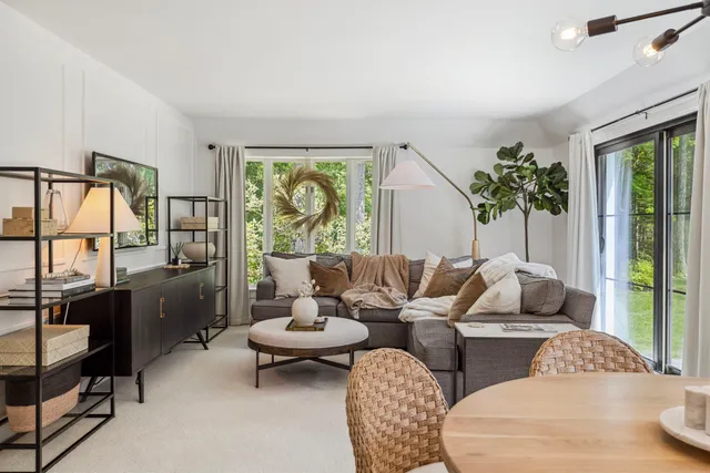 $1,795,000 | 27 Nathan Lord Road, Amherst, NH 03031