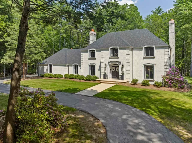 $1,795,000 | 27 Nathan Lord Road, Amherst, NH 03031