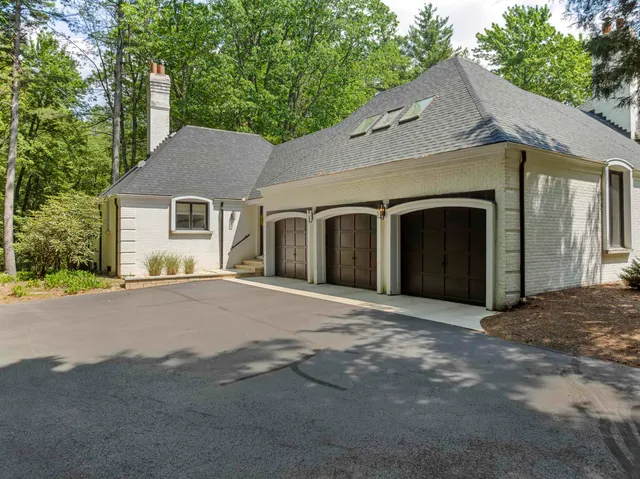$1,795,000 | 27 Nathan Lord Road, Amherst, NH 03031