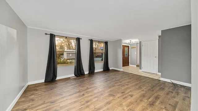 $360,000 | 177 Walden Way, Imperial, PA 15126