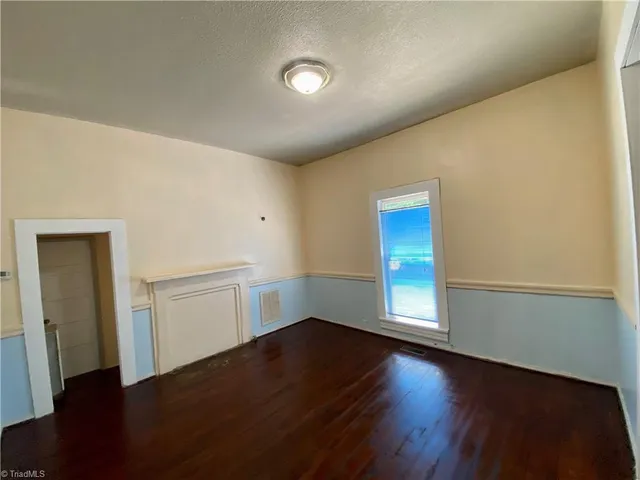 $1,400 | 630 Armfield Street, Statesville, NC 28677