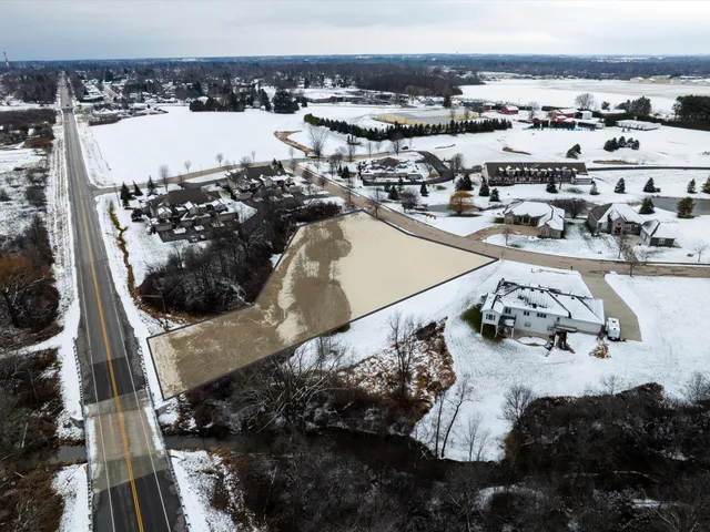 $79,900 | Lt1 Abbey Ridge Lane, Unit BLK2, Manitowoc, WI 54220