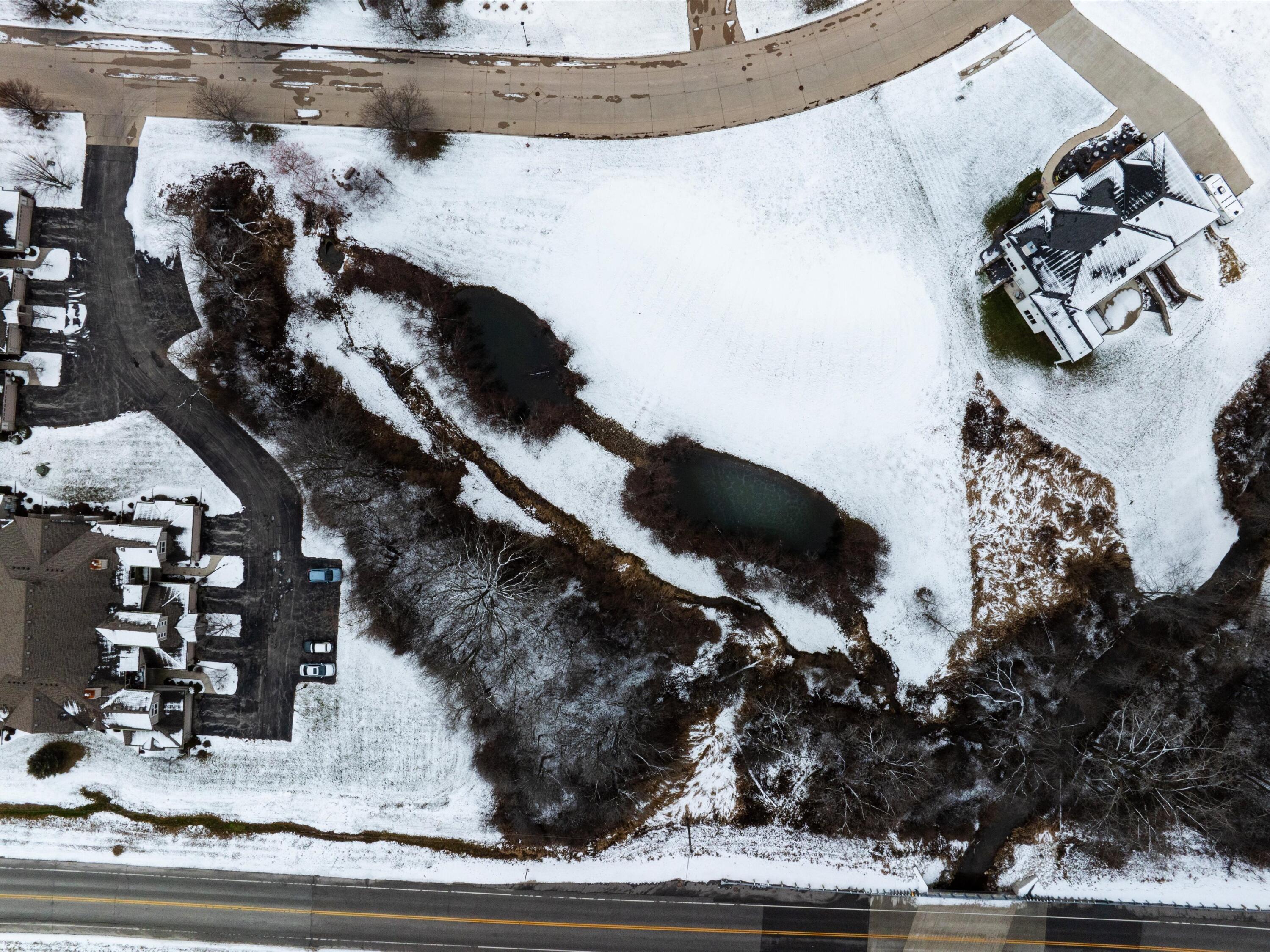 Lt1 Abbey Ridge Lane, Unit BLK2 Manitowoc, WI 54220 - Photo 8 of 12 08-1271080_0021_NO_LINES