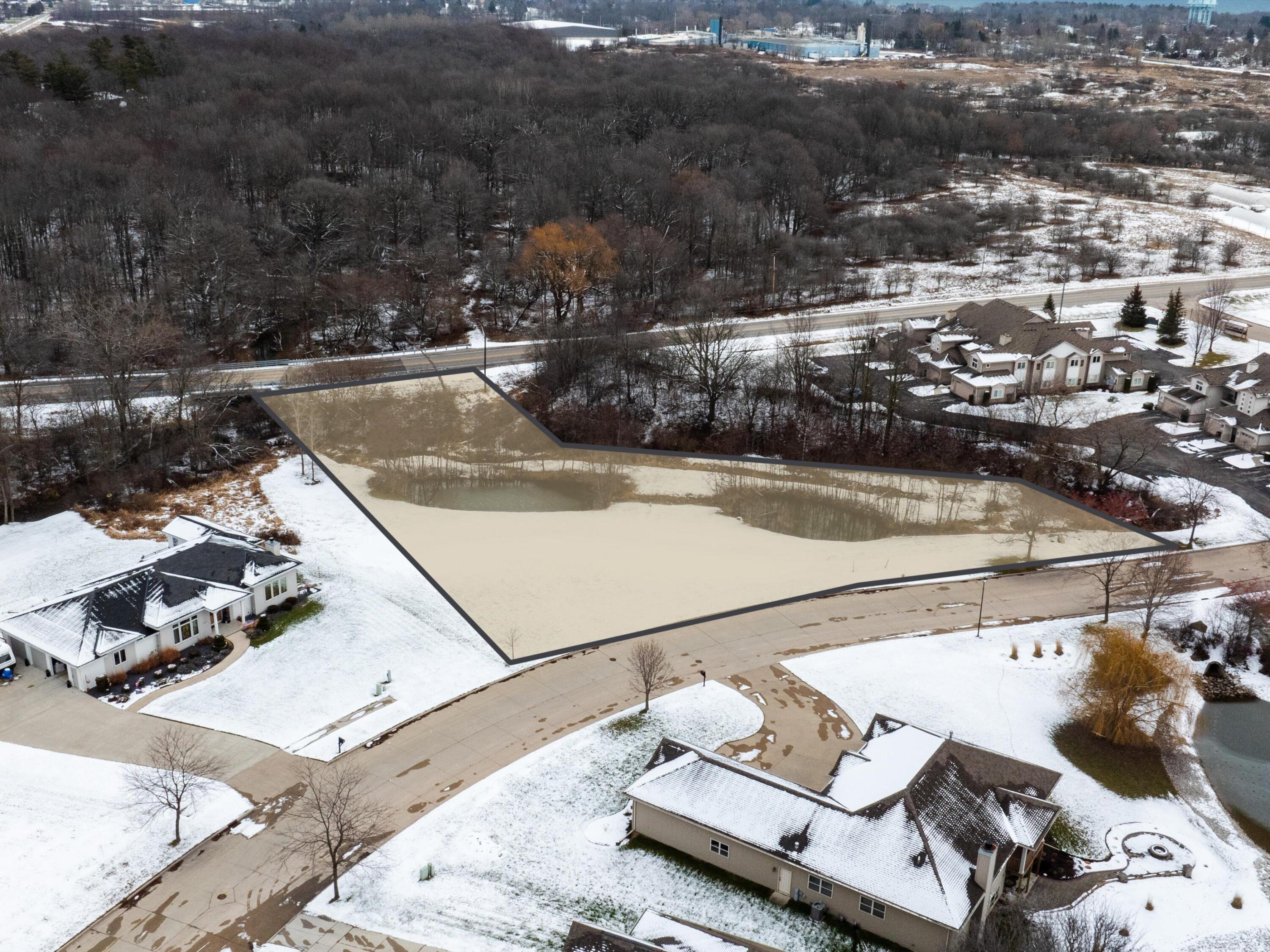 Lt1 Abbey Ridge Lane, Unit BLK2 Manitowoc, WI 54220 - Photo 9 of 12 21-1271080_0013_WITH_LINES