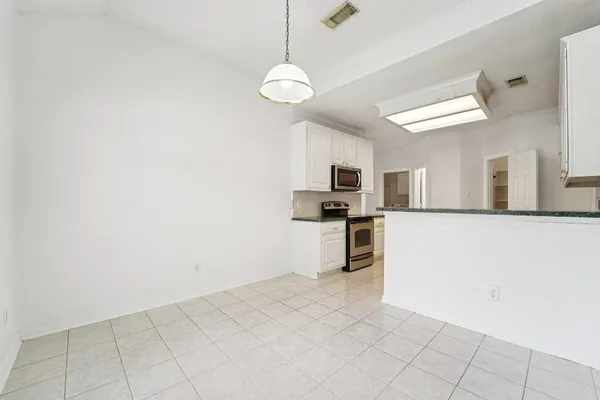 $1,950 | 14420 Walters Road, Unit 55, Houston, TX 77014